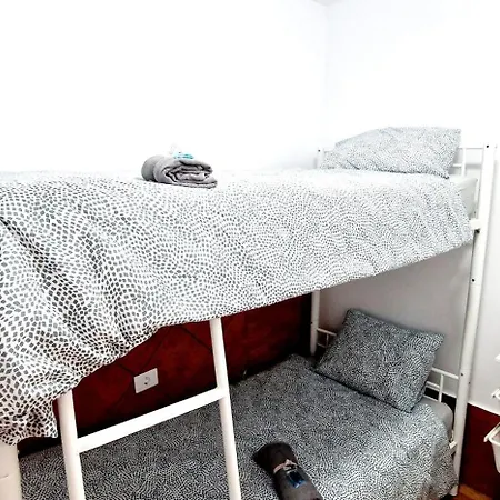 Relax 2 Bedrooms Wifi Free Big Terrace 度假居