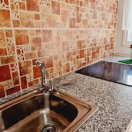 Relax 2 Bedrooms Wifi Free Big Terrace 펜션 *