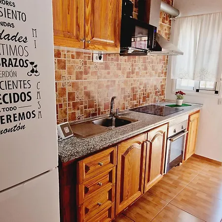 Relax 2 Bedrooms Wifi Free Big Terrace 펜션 *